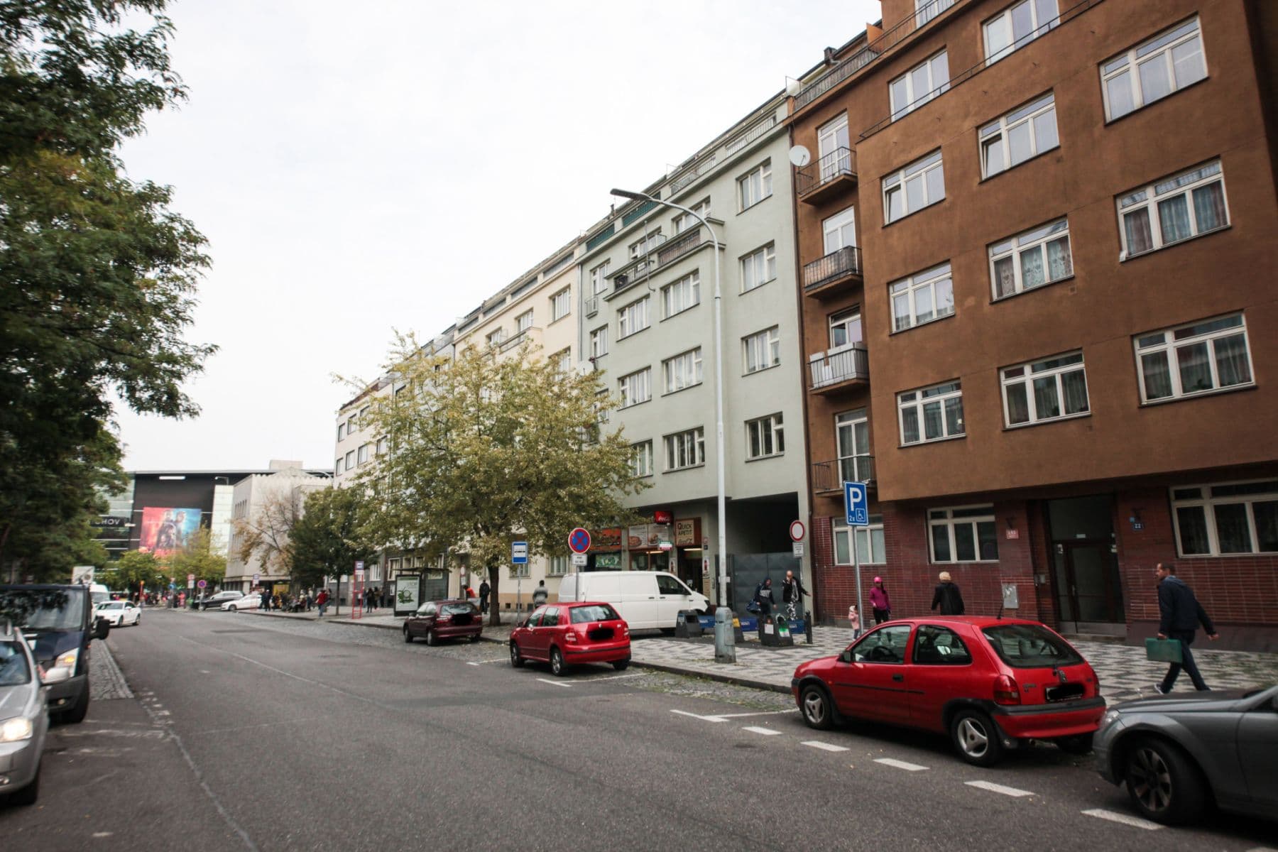 Prenájom bytu  90 m², Stroupežnického, Praha, Praha