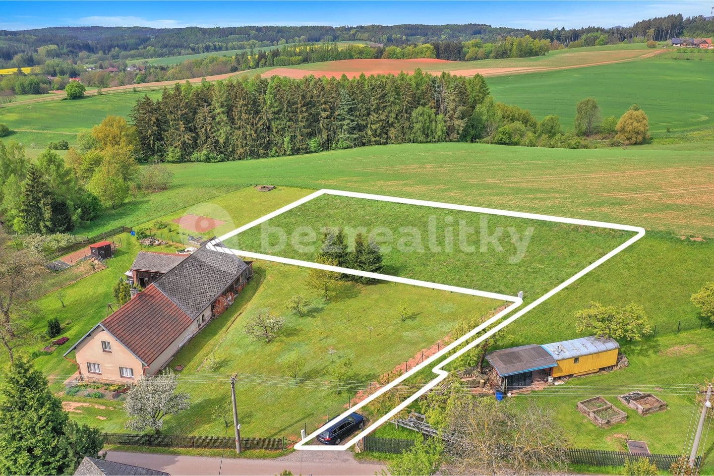 Predaj pozemku 2.032 m², Nová Paka, Královéhradecký kraj