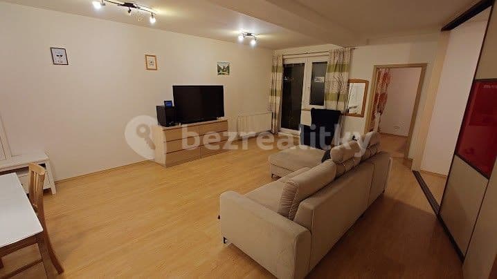 Predaj bytu 3-izbový 82 m², Velvarská, Horoměřice, Středočeský kraj