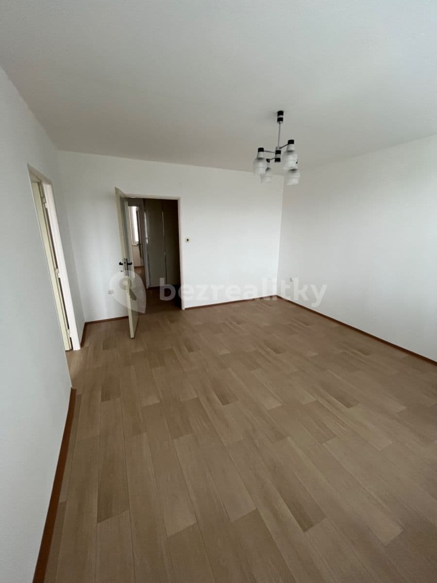 Prenájom bytu 3-izbový 63 m², Vachkova, Hradec Králové, Královéhradecký kraj