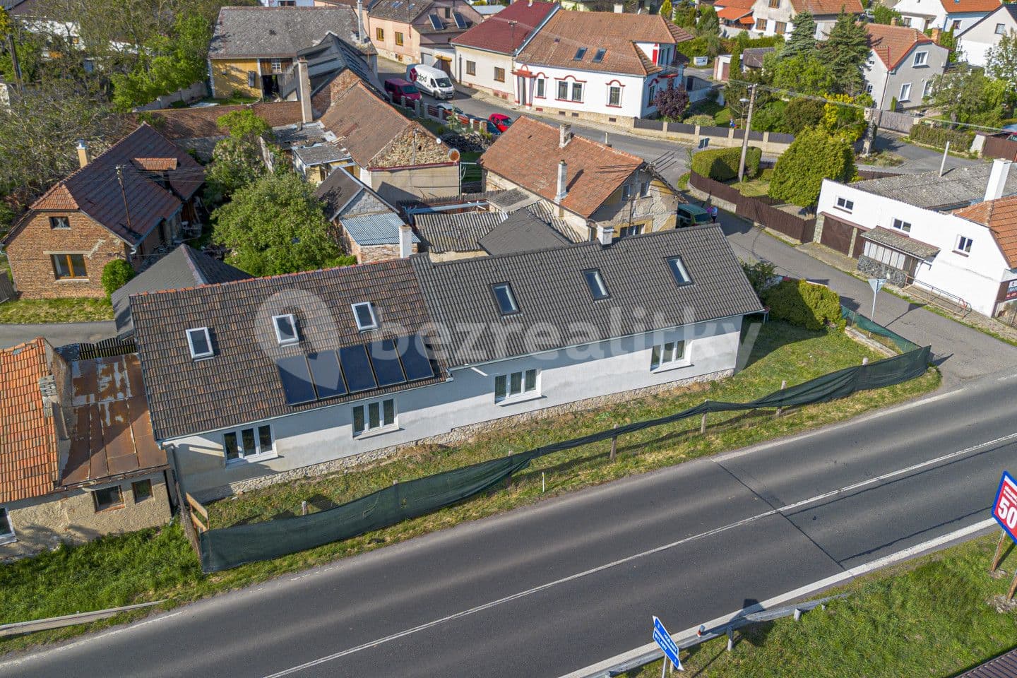 Predaj domu 187 m², pozemek 467 m², Miskovice, Středočeský kraj