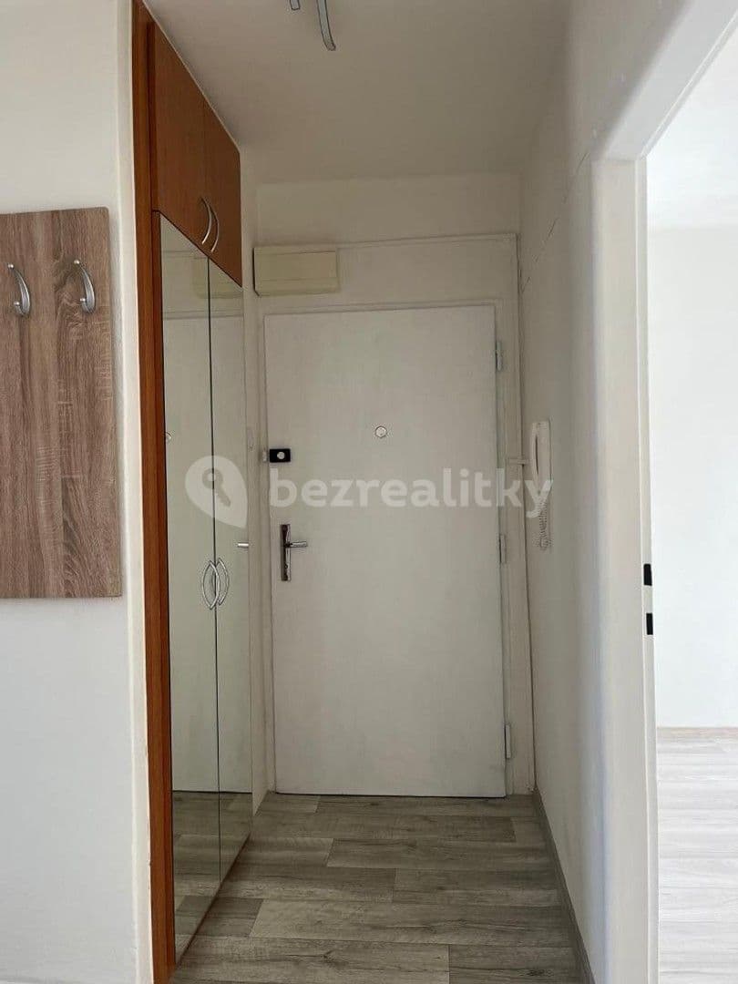 Prenájom bytu 2-izbový 56 m², Labská Kotlina, Hradec Králové, Královéhradecký kraj
