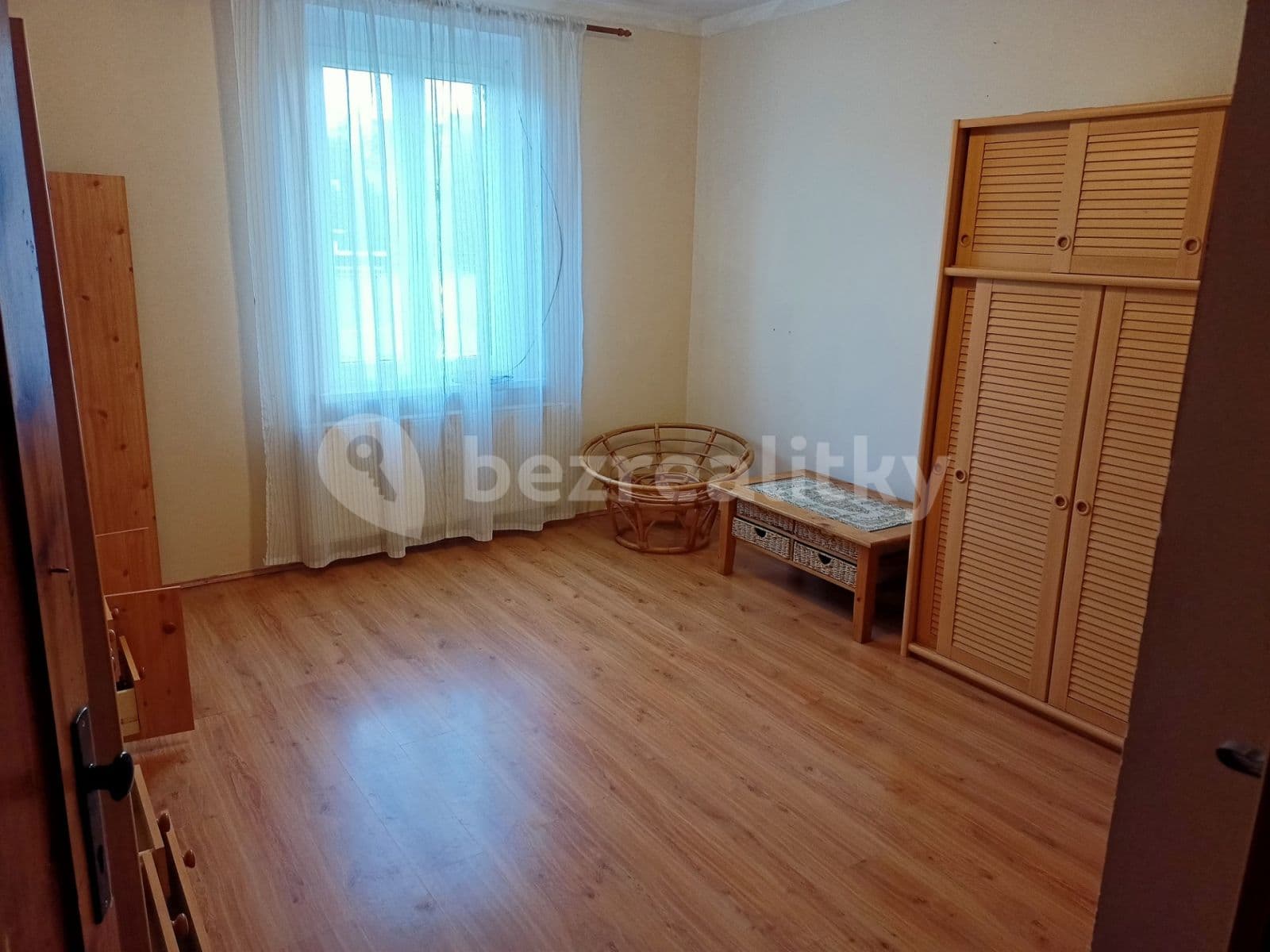Prenájom bytu 2-izbový 42 m², 1. máje, Karlovy Vary, Karlovarský kraj