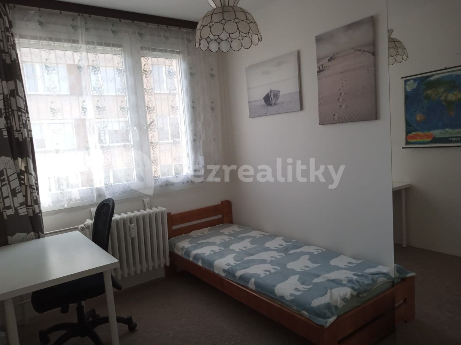 Prenájom bytu 4-izbový 69 m², Doubravická, Praha, Praha
