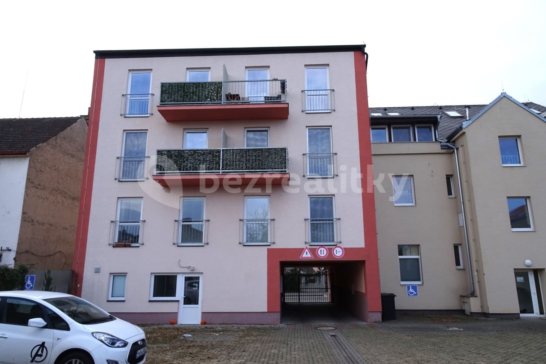 Prenájom bytu 3-izbový 70 m², Masarykova, Lysá nad Labem, Středočeský kraj