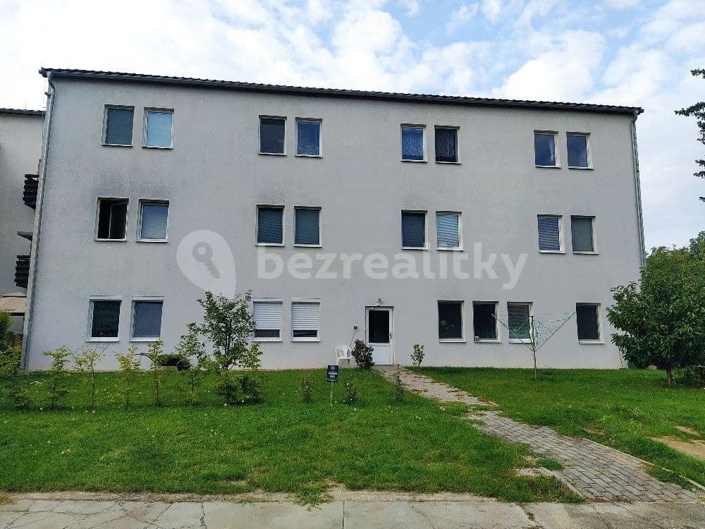 Prenájom bytu 2-izbový 42 m², Kostomlátecká, Nymburk, Středočeský kraj