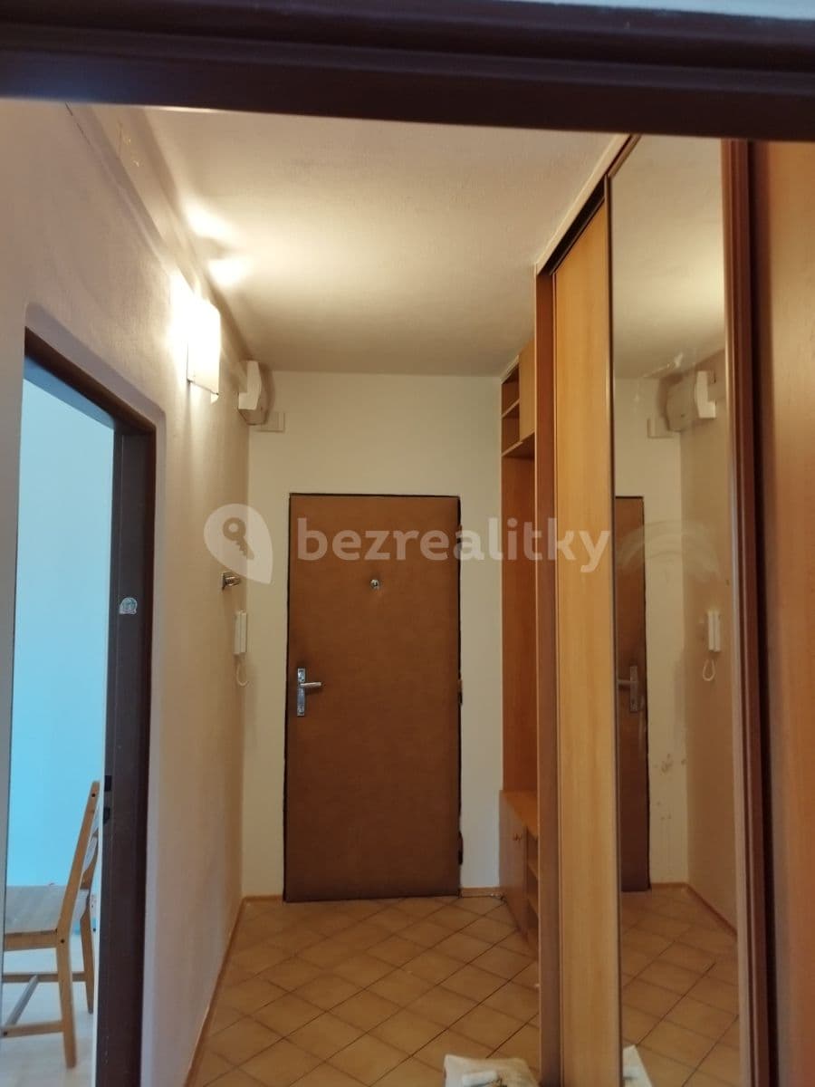 Prenájom bytu 3-izbový 77 m², Jana Drdy, Příbram, Středočeský kraj