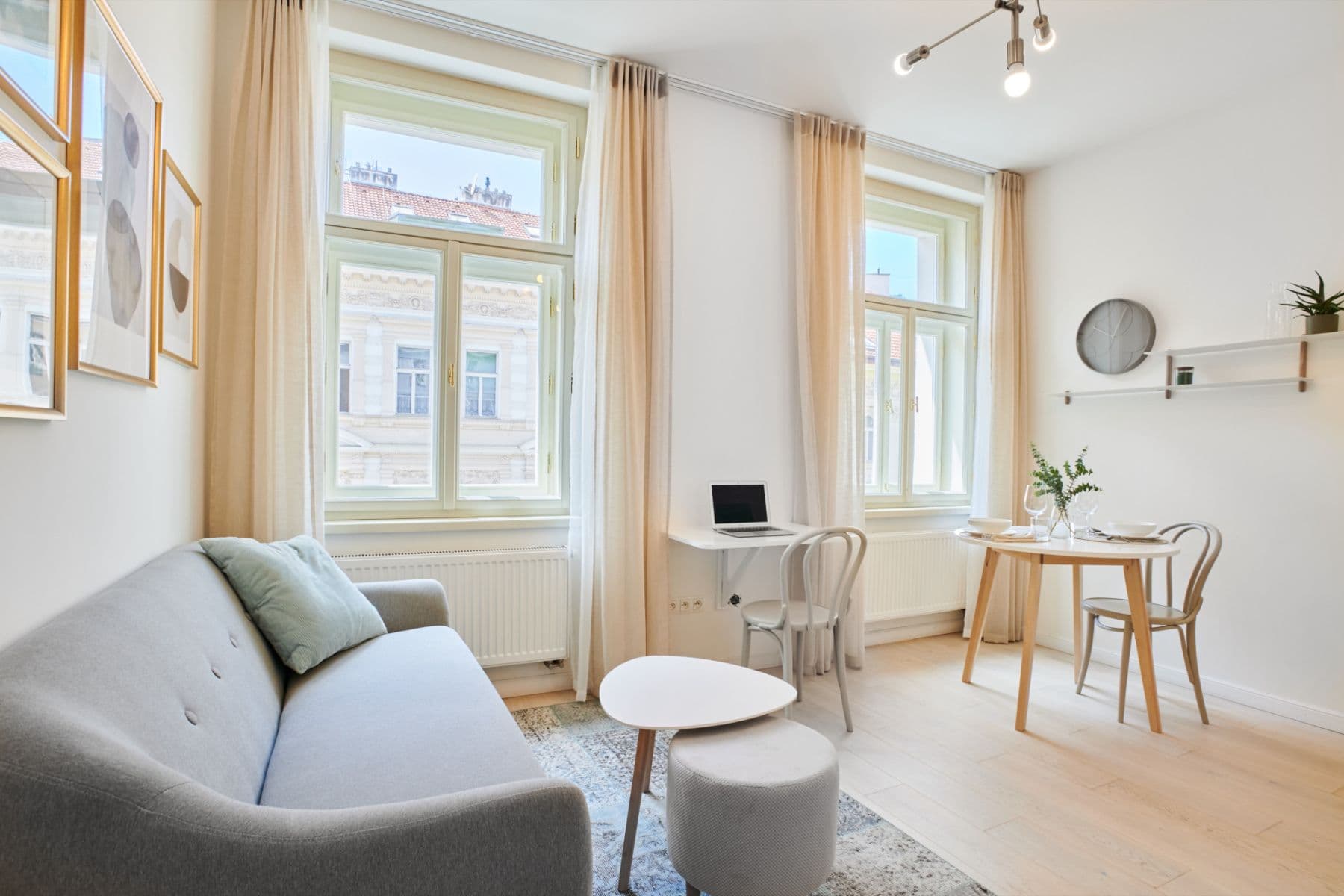 Prenájom bytu  33 m², V Lesíčku, Praha, Praha