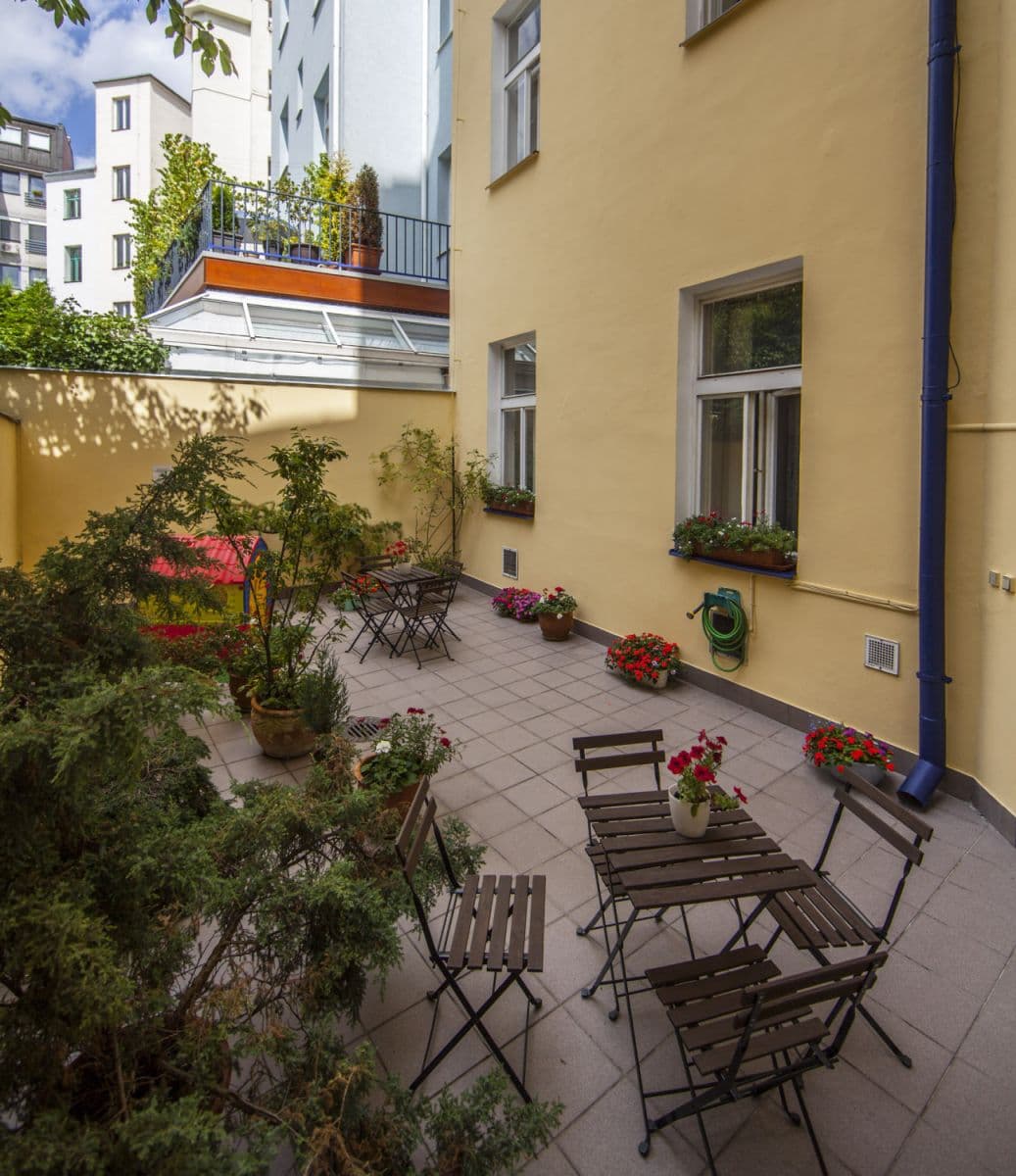 Prenájom bytu  72 m², Americká, Praha, Praha