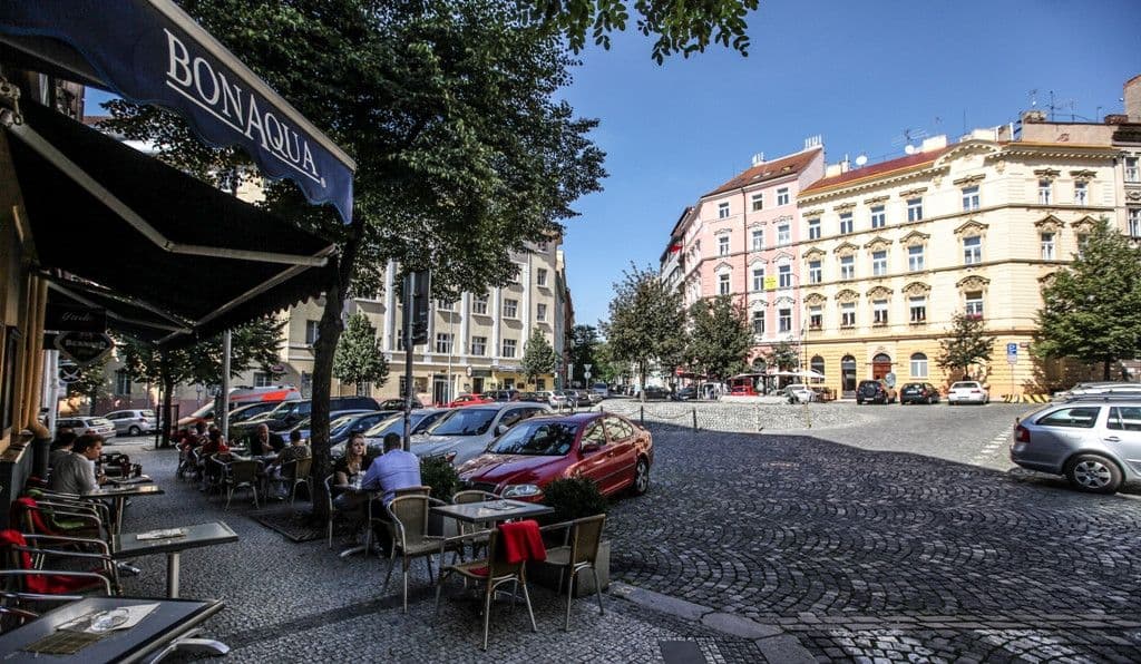 Prenájom bytu  43 m², Americká, Praha, Praha