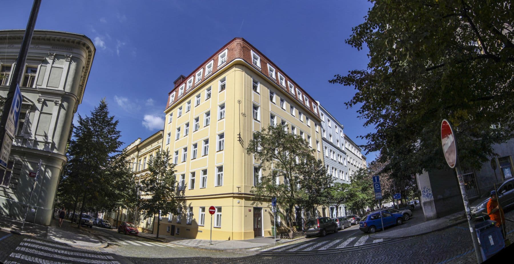 Prenájom bytu  43 m², Americká, Praha, Praha