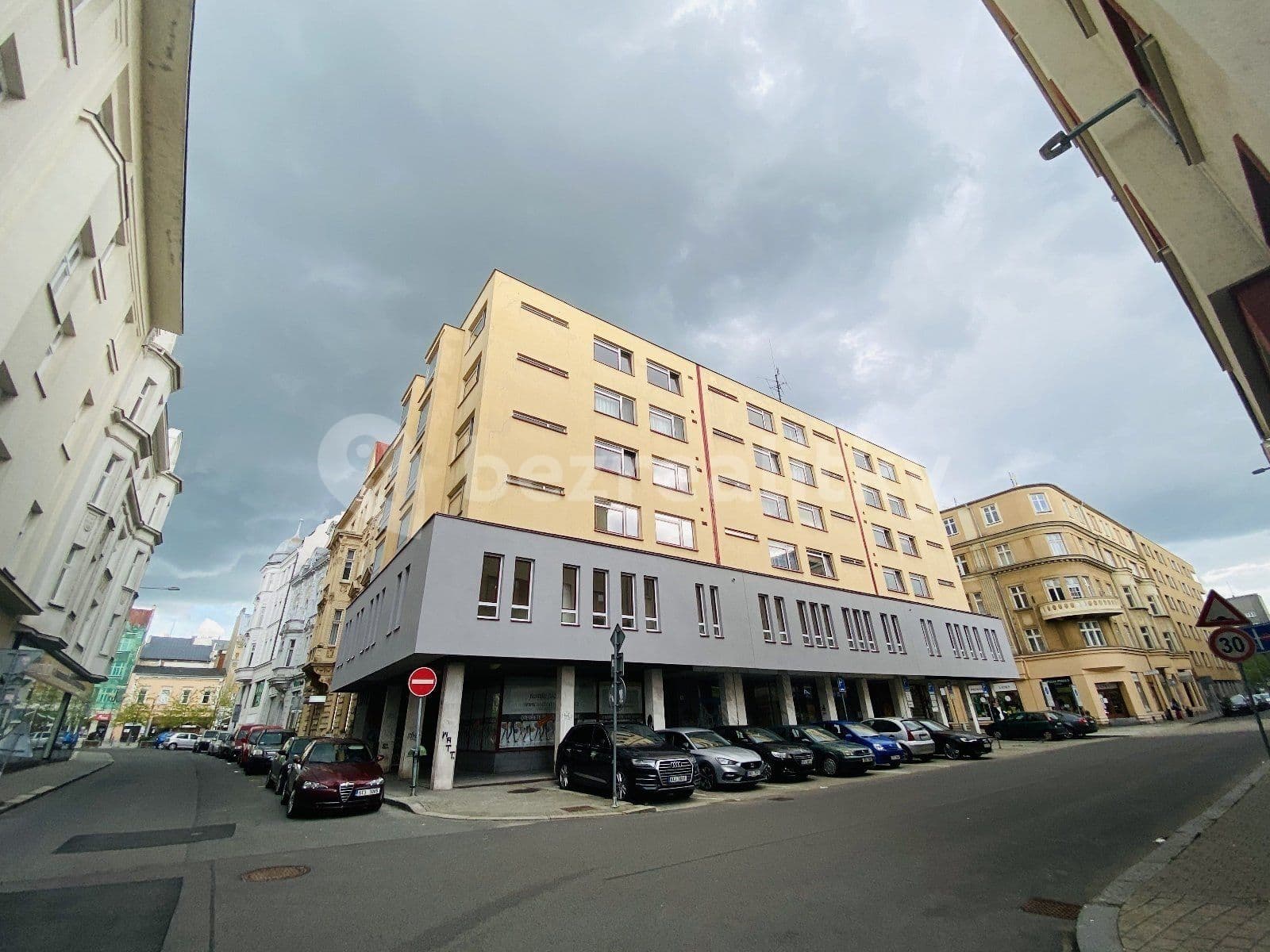 Prenájom bytu 2-izbový 45 m², Čs. legií, Ostrava, Moravskoslezský kraj