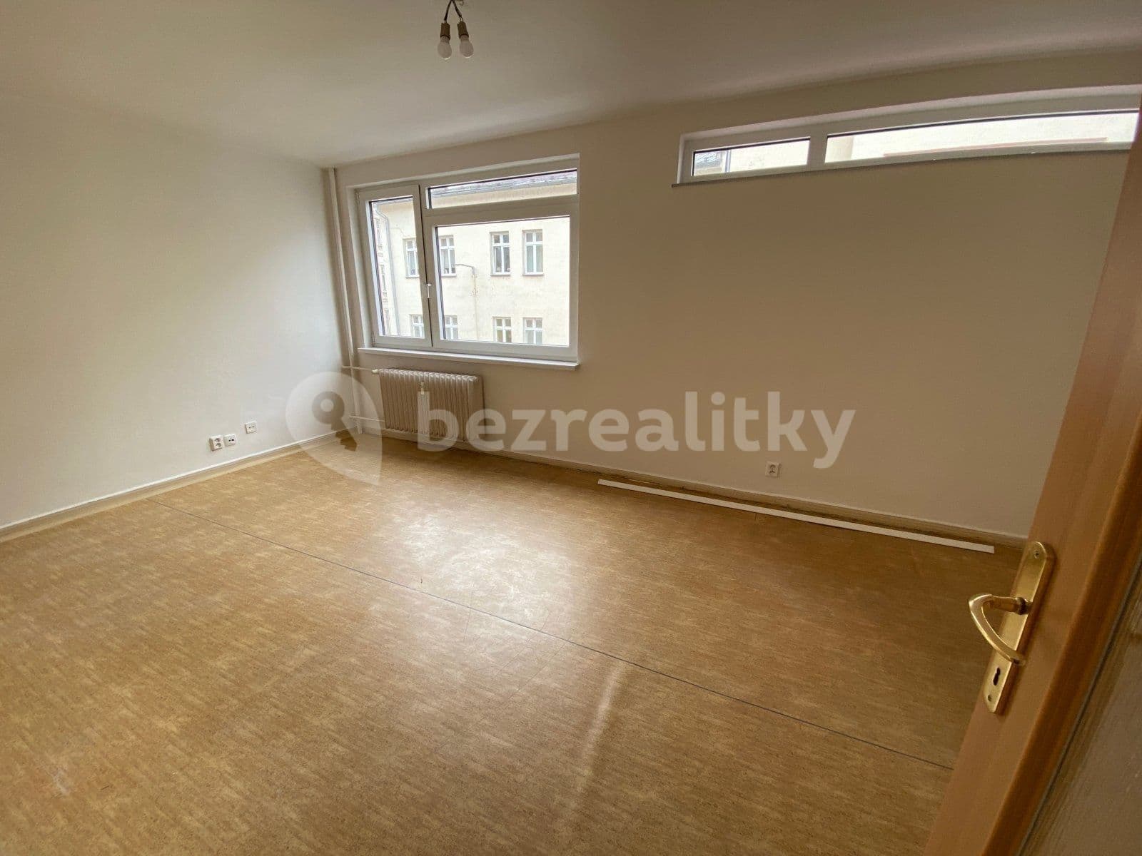 Prenájom bytu 2-izbový 45 m², Čs. legií, Ostrava, Moravskoslezský kraj