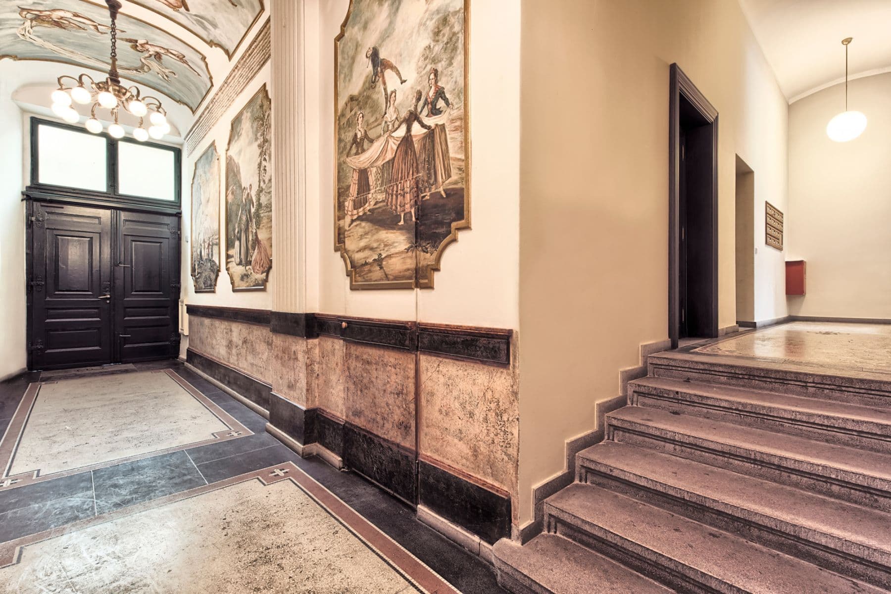 Prenájom bytu 100 m², U Milosrdných, Praha, Praha Prenájom bytu 100 m², U Milosrdných, Praha, Praha