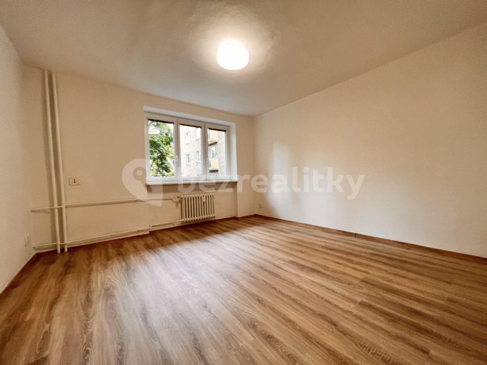 Prenájom bytu 3-izbový 72 m², Porubská, Ostrava, Moravskoslezský kraj