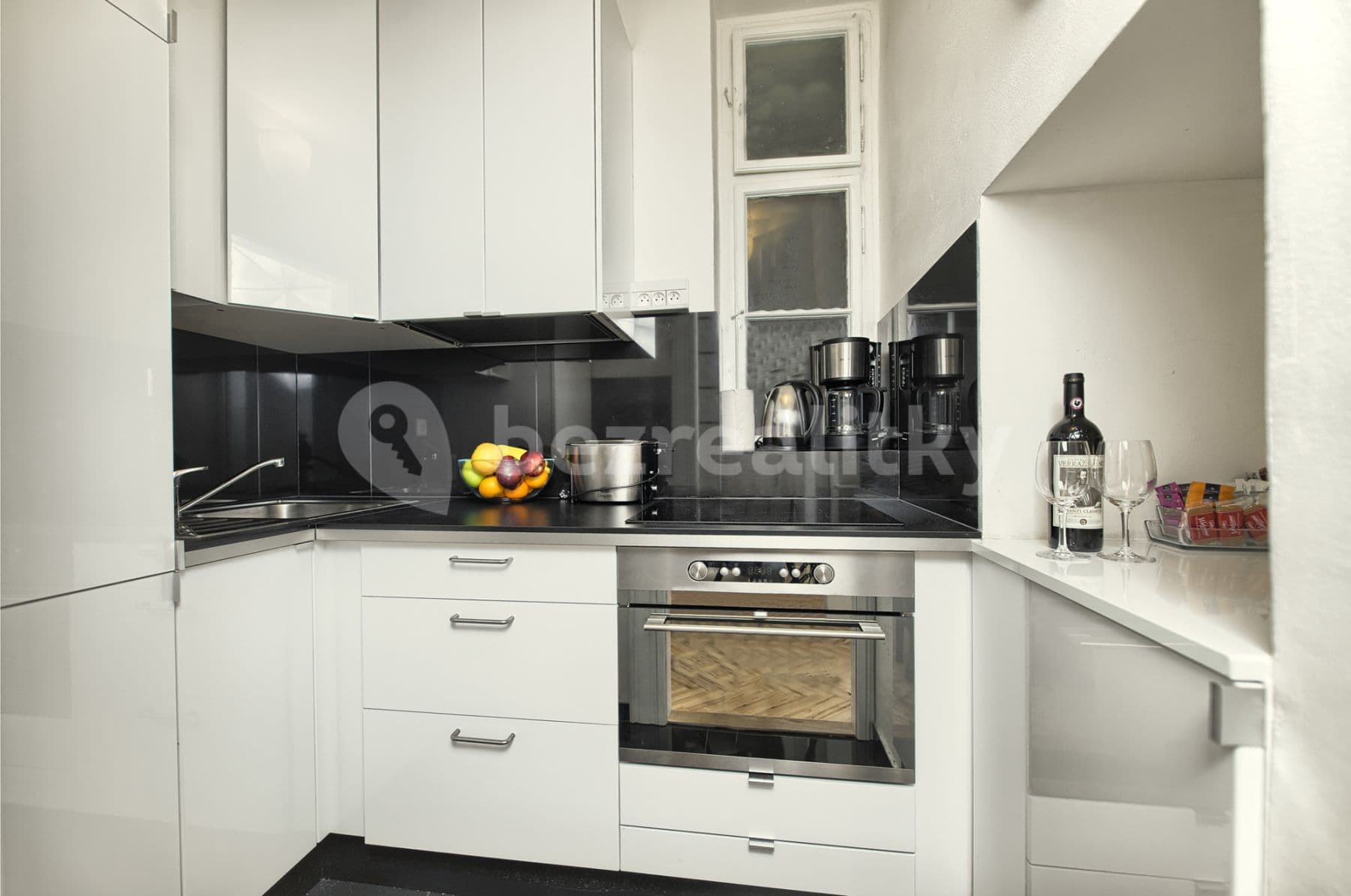 Prenájom bytu  105 m², Dušní, Praha, Praha