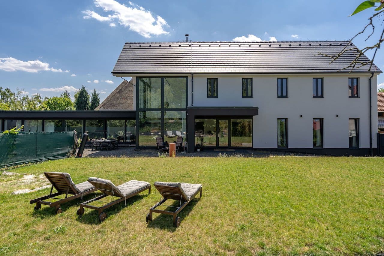Prenájom bytu  240 m², Černěves, Černěves, Ústecký kraj