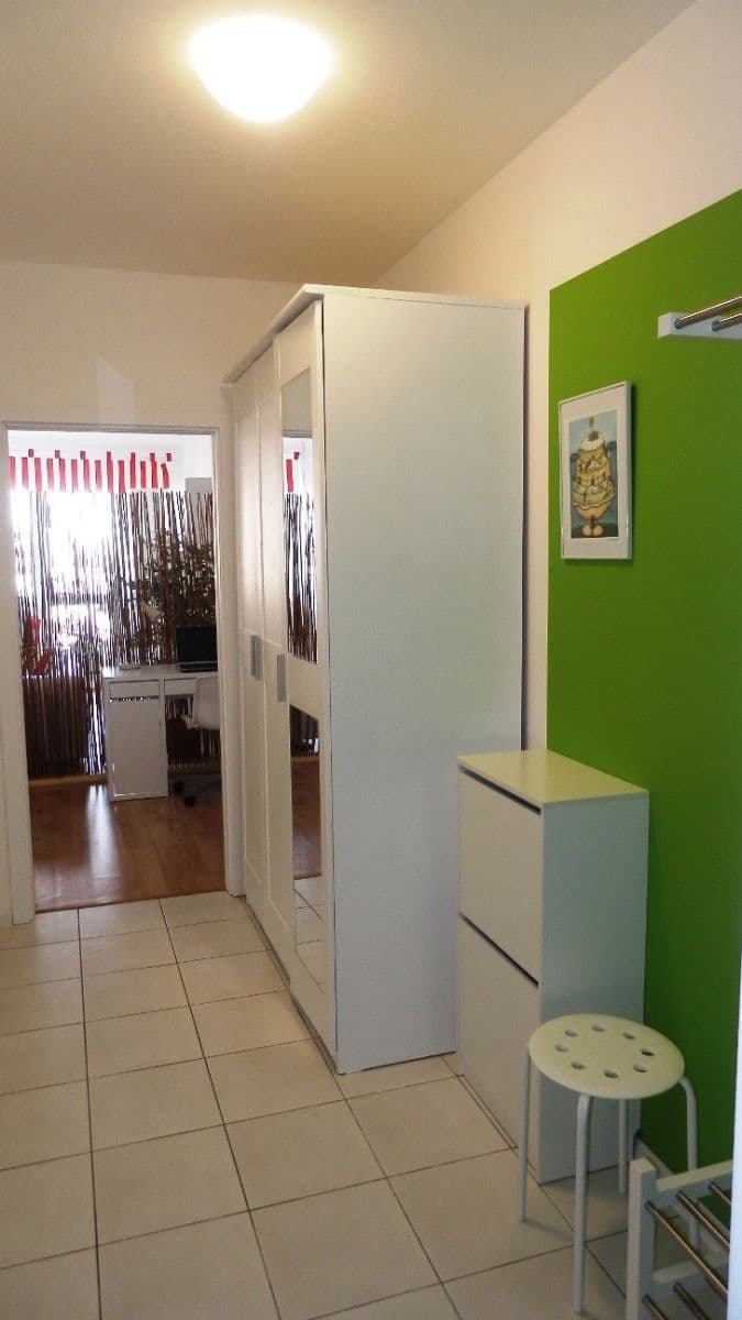 Prenájom bytu  36 m², nábřeží Závodu míru, Pardubice, Pardubický kraj