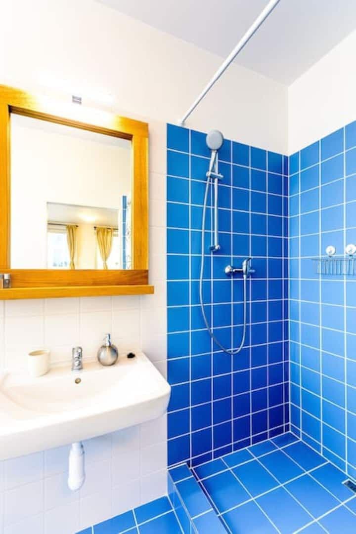 Prenájom bytu  20 m², Víta Nejedlého, Praha, Praha