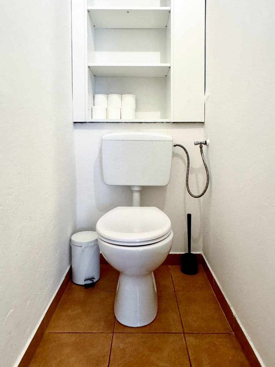 Prenájom bytu  89 m², Blanická, Praha, Praha