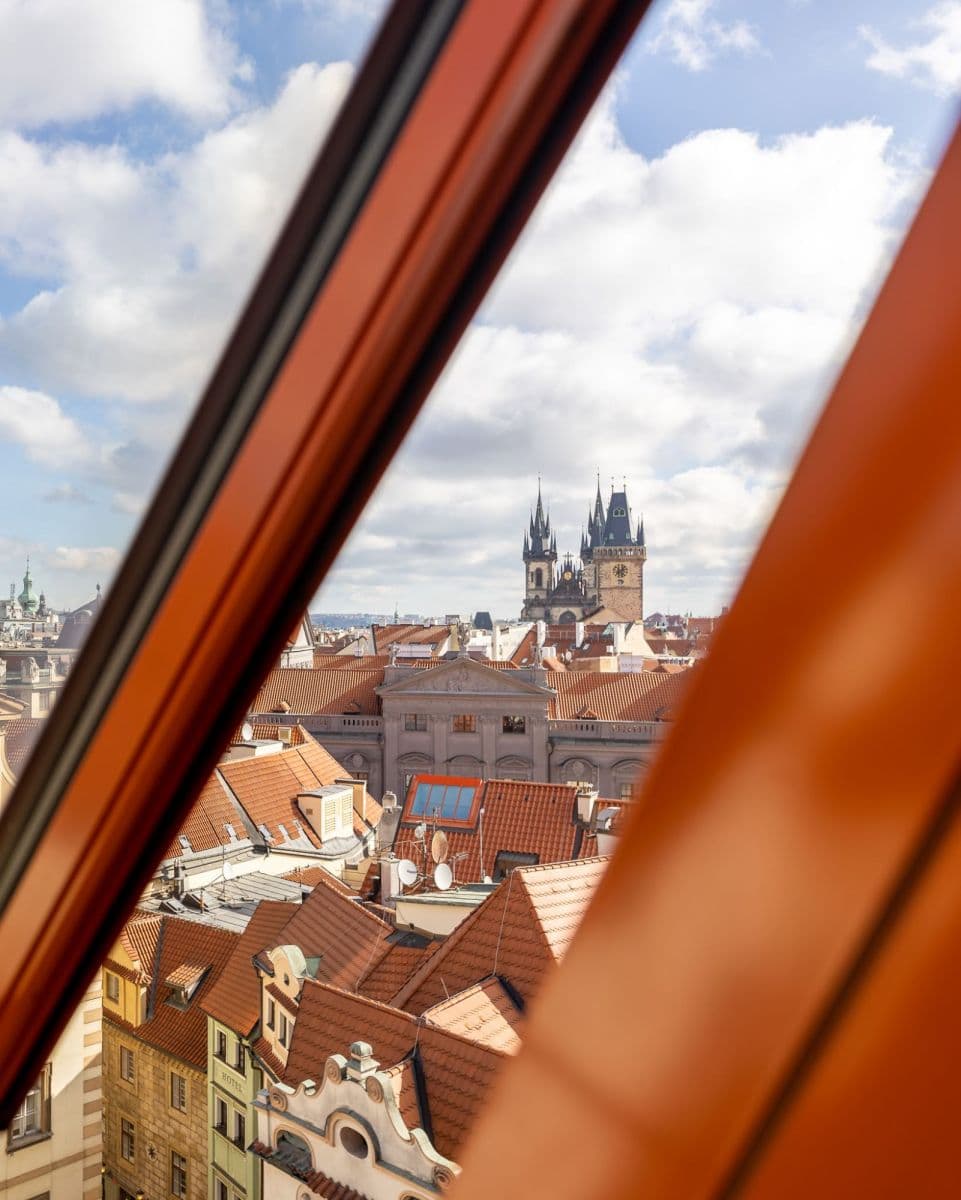 Prenájom bytu  75 m², Karlova, Praha, Praha