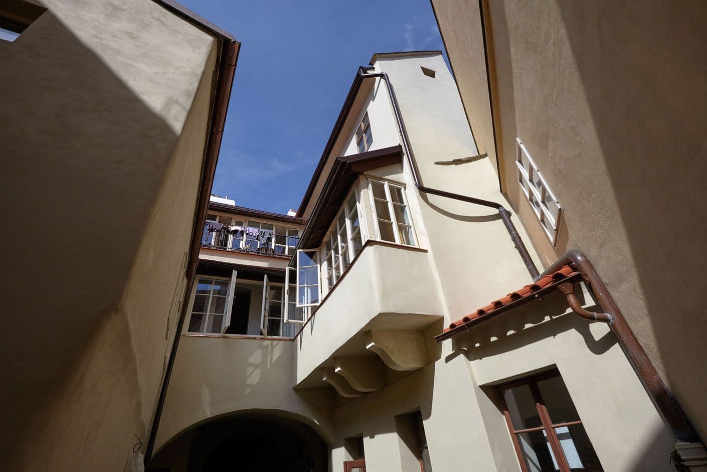 Prenájom bytu  46 m², Míšeňská, Praha, Praha