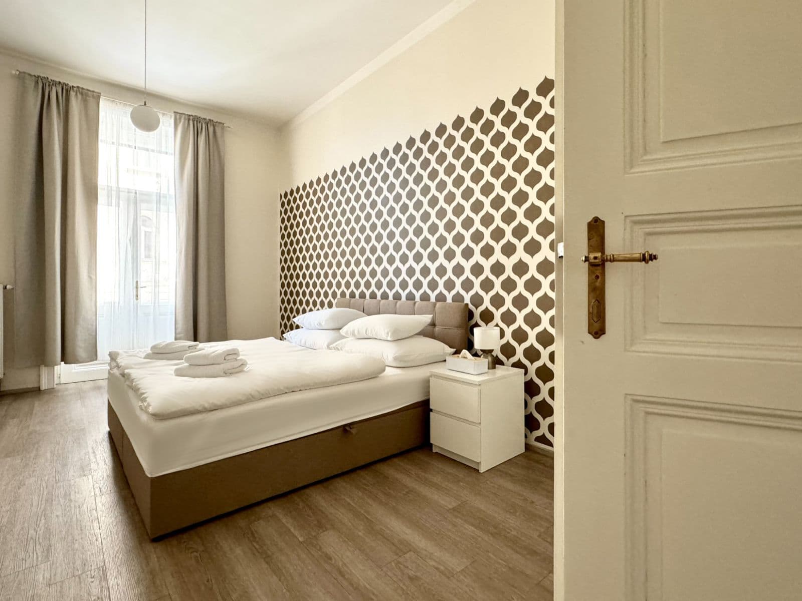 Prenájom bytu  133 m², Španělská, Praha, Praha