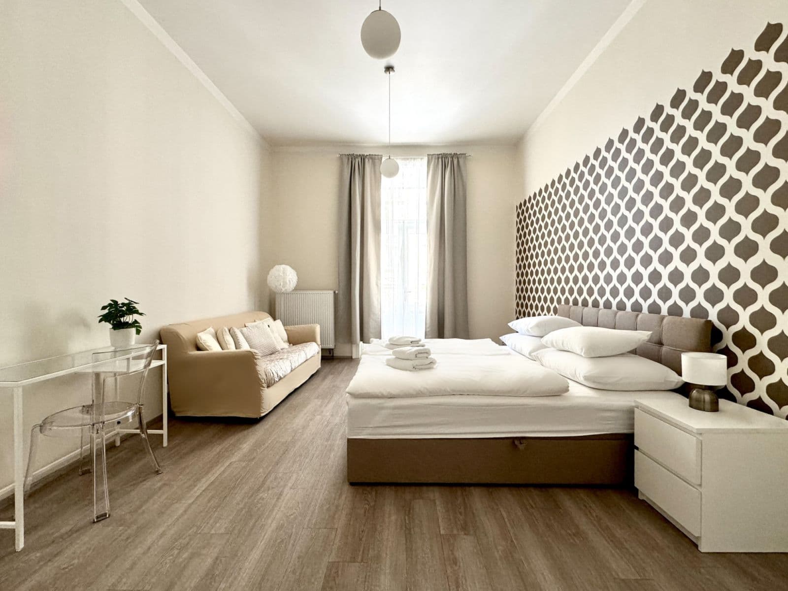 Prenájom bytu  133 m², Španělská, Praha, Praha