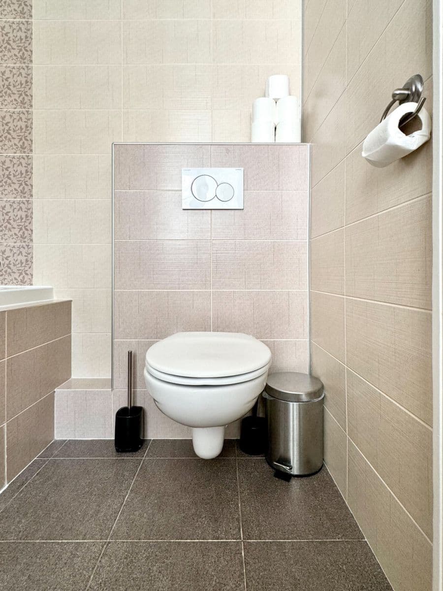 Prenájom bytu  133 m², Španělská, Praha, Praha