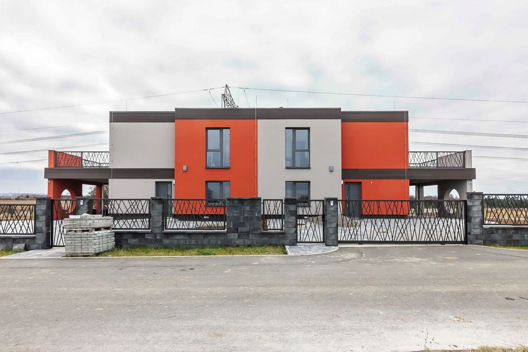 Prenájom bytu  180 m², Ibišková, Praha, Praha