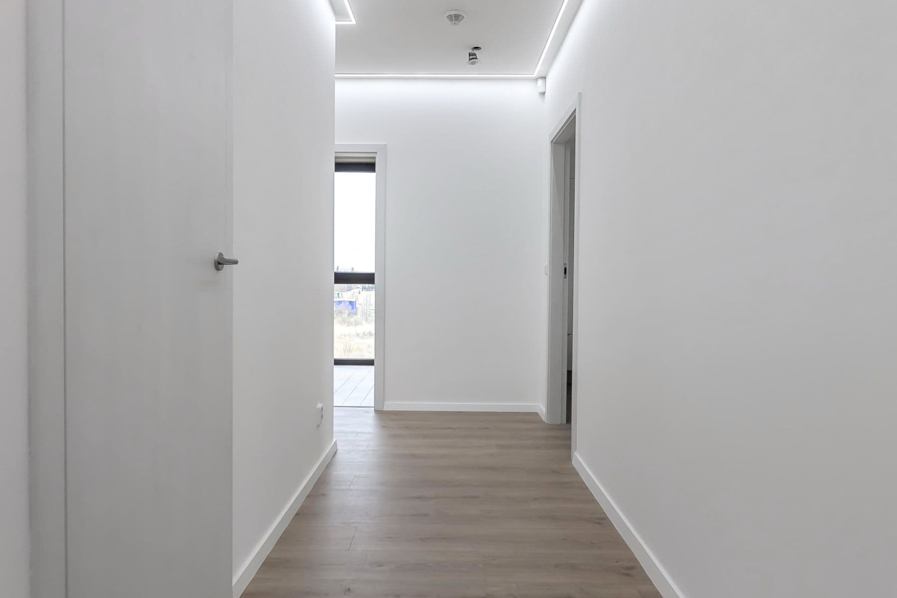 Prenájom bytu  180 m², Ibišková, Praha, Praha