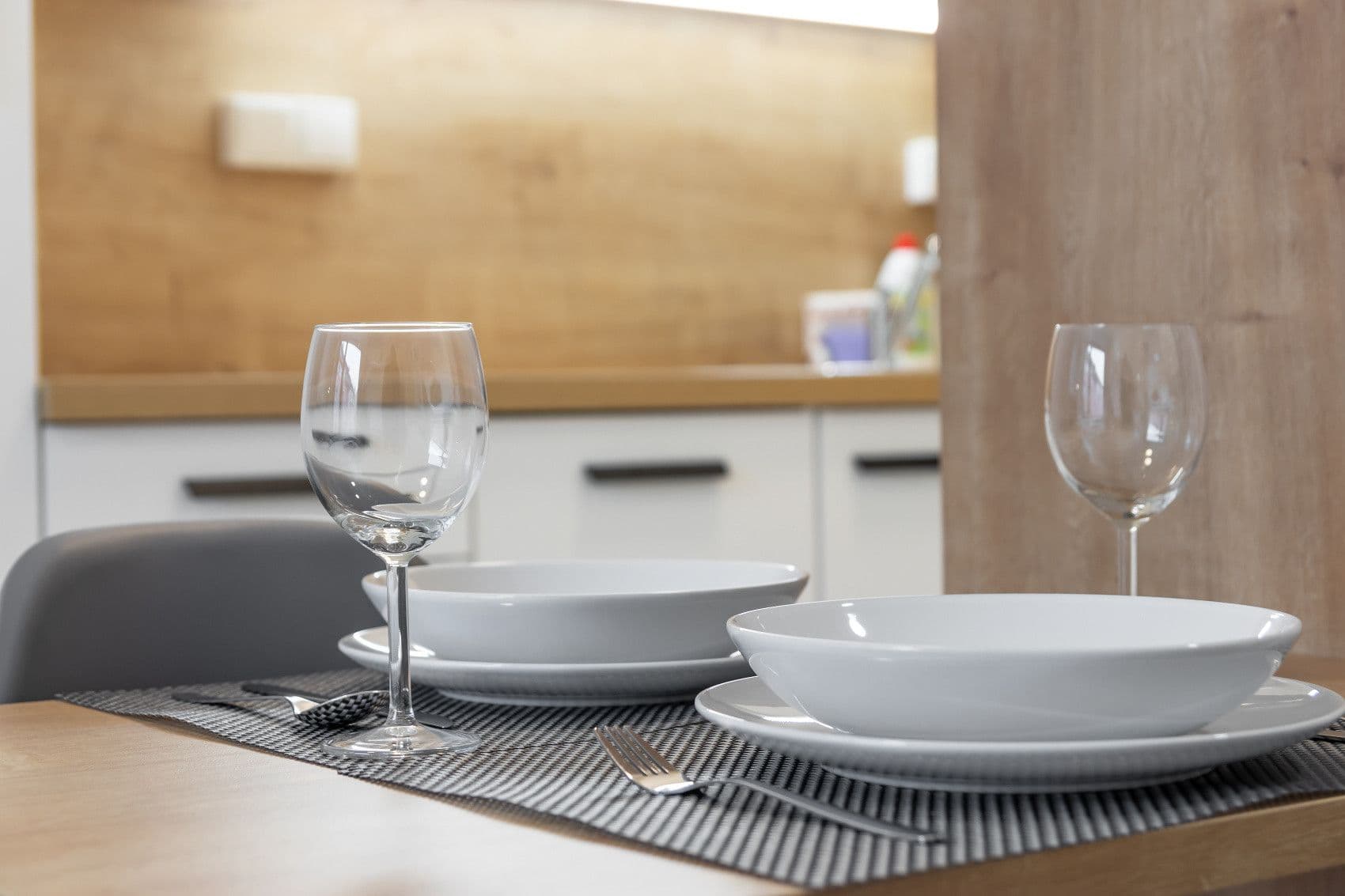 Prenájom bytu  20 m², Plzeňská, Praha, Praha