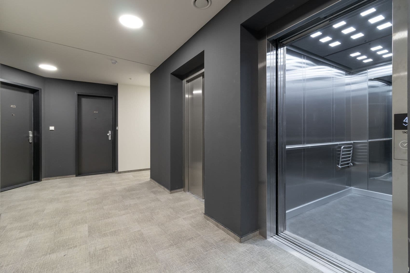 Prenájom bytu  20 m², Plzeňská, Praha, Praha