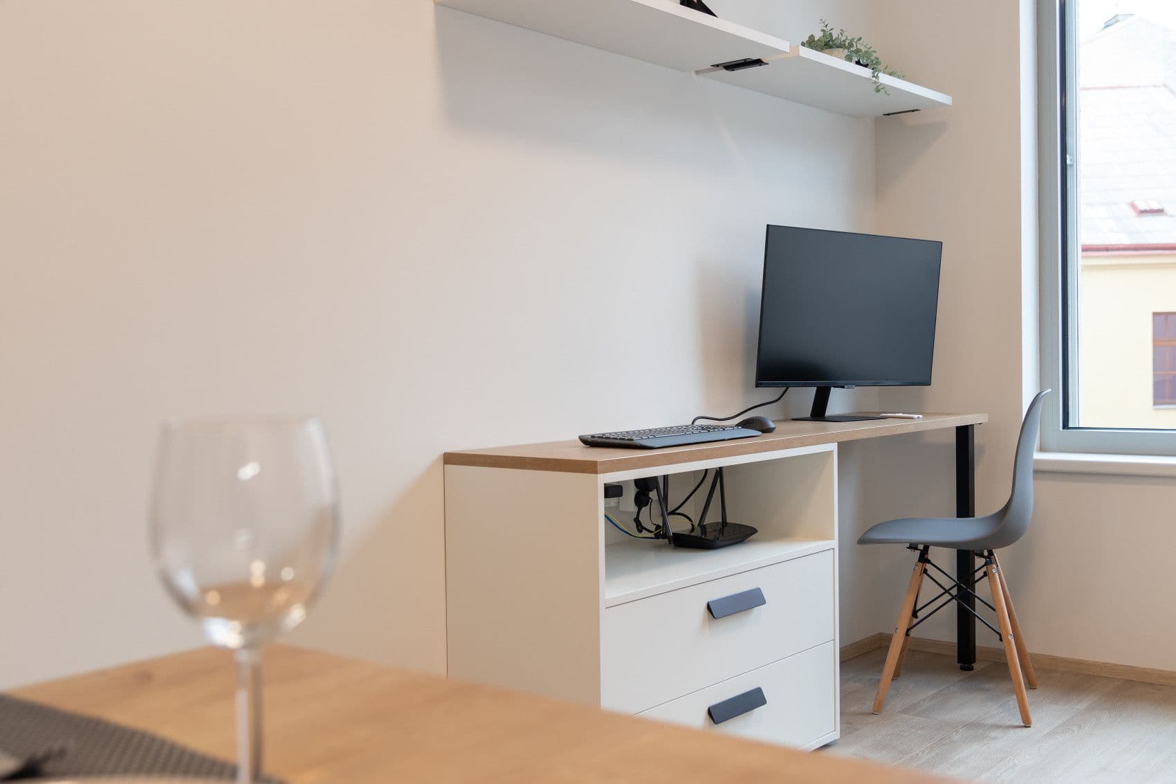 Prenájom bytu  20 m², Plzeňská, Praha, Praha