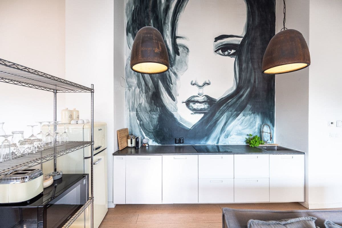 Prenájom bytu  100 m², Petrská, Praha, Praha