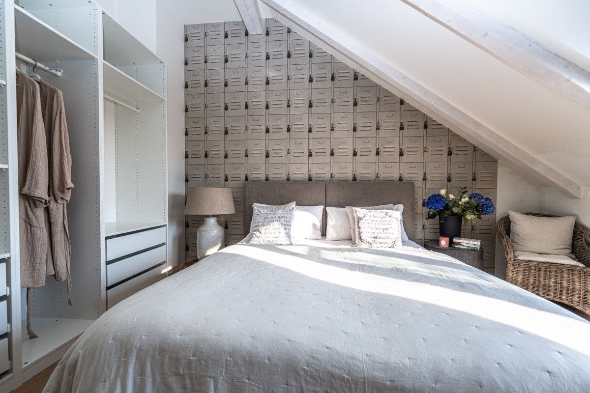 Prenájom bytu  100 m², Petrská, Praha, Praha