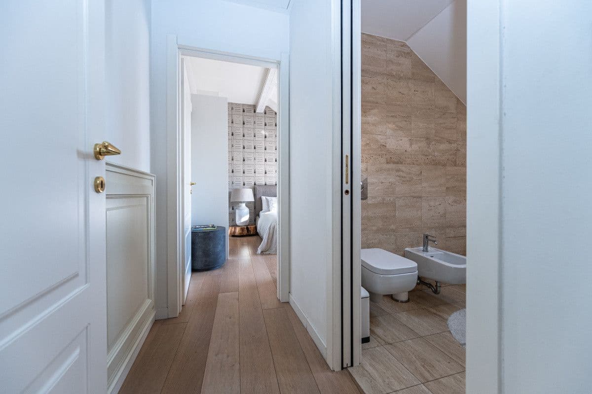 Prenájom bytu  100 m², Petrská, Praha, Praha