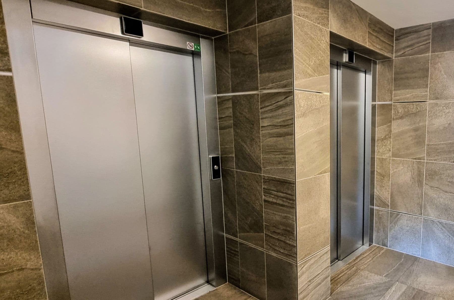 Prenájom bytu  63 m², Sokolovská, Praha, Praha