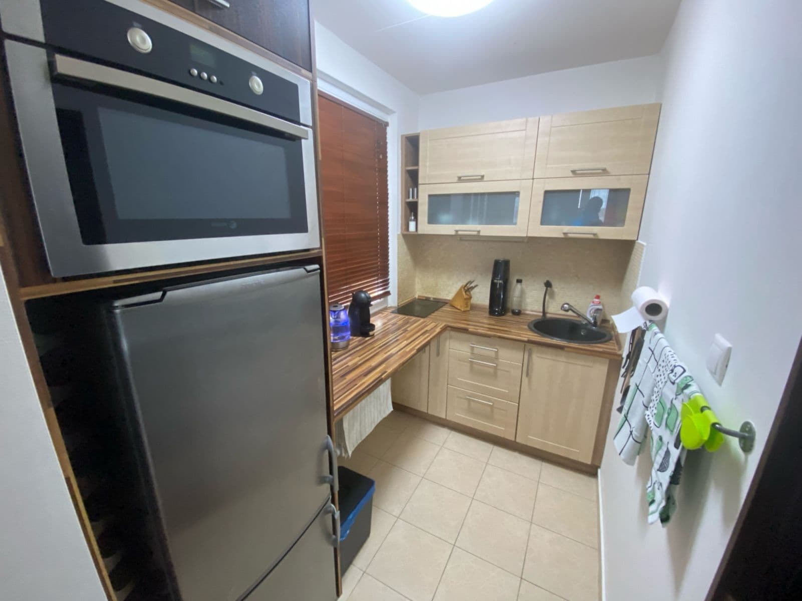 Prenájom bytu  55 m², Slévačská, Praha, Praha