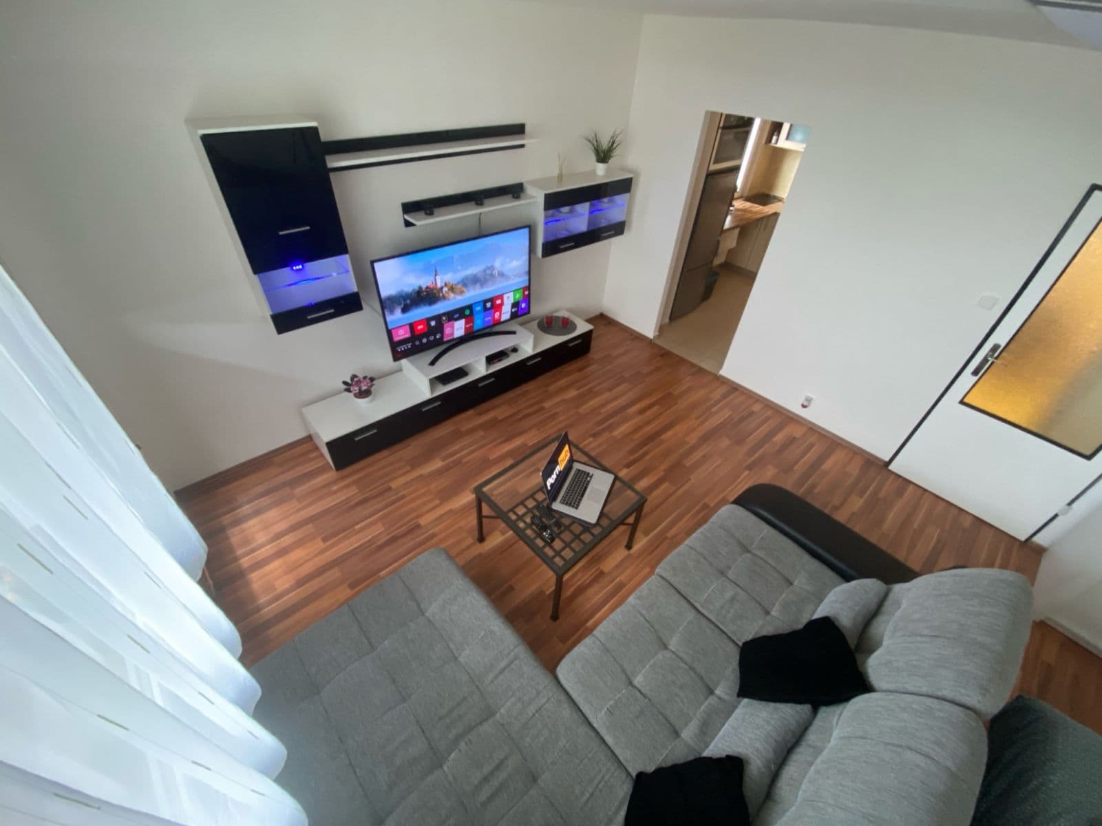 Prenájom bytu  55 m², Slévačská, Praha, Praha