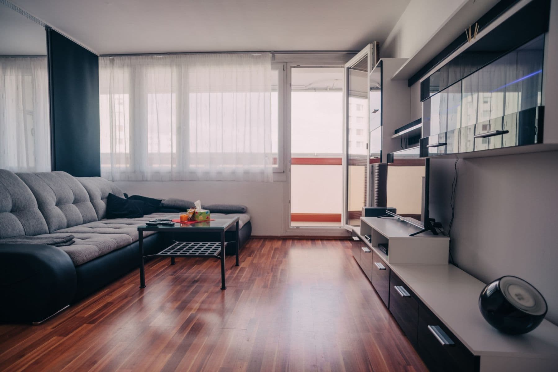 Prenájom bytu  55 m², Slévačská, Praha, Praha