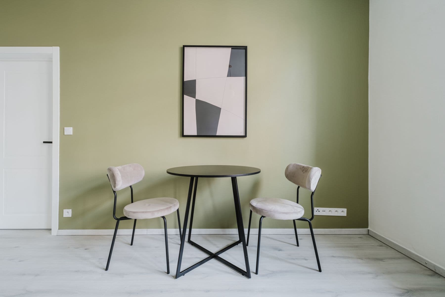 Prenájom bytu  50 m², Rostovská, Praha, Praha