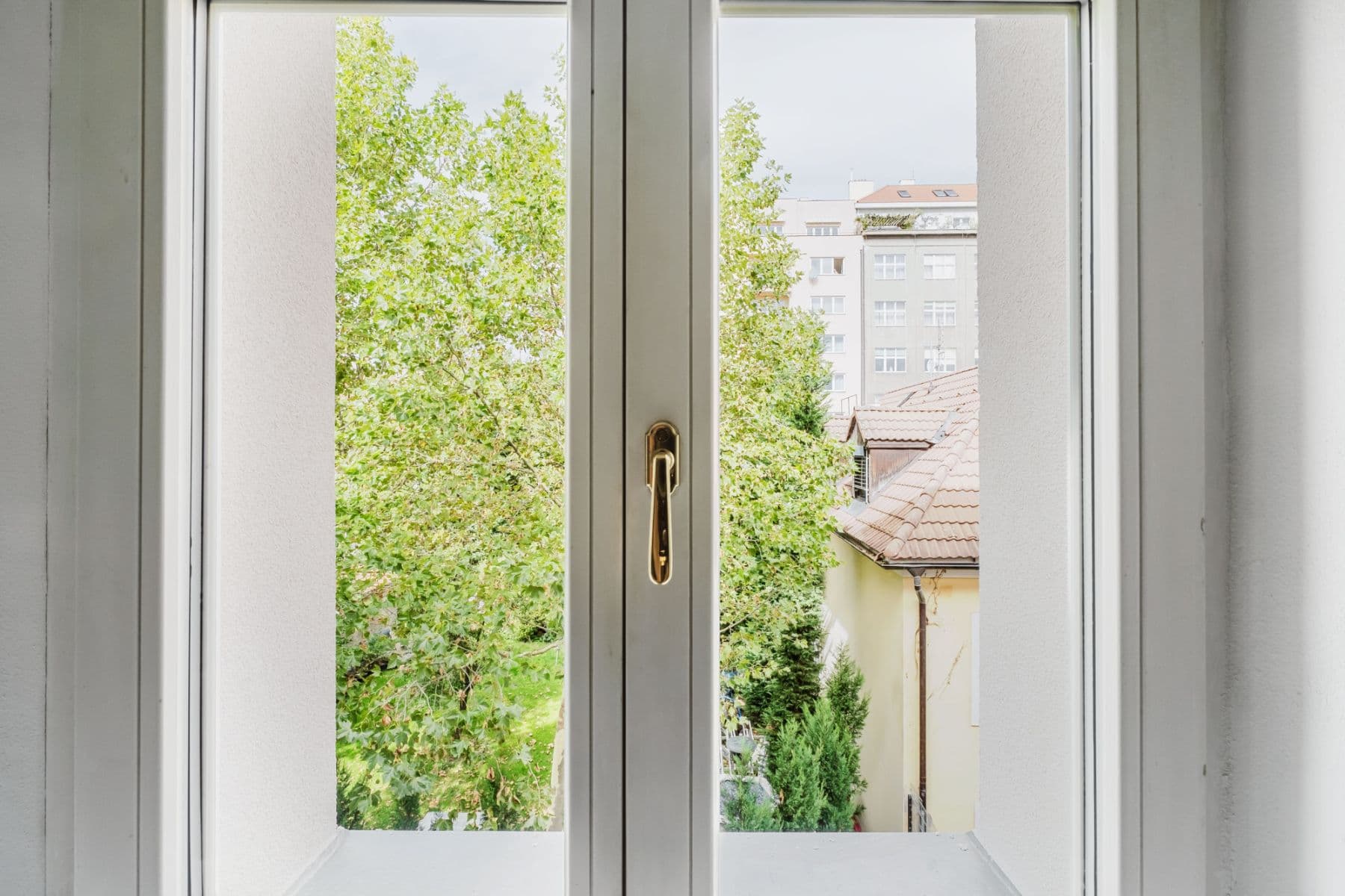 Prenájom bytu  50 m², Rostovská, Praha, Praha