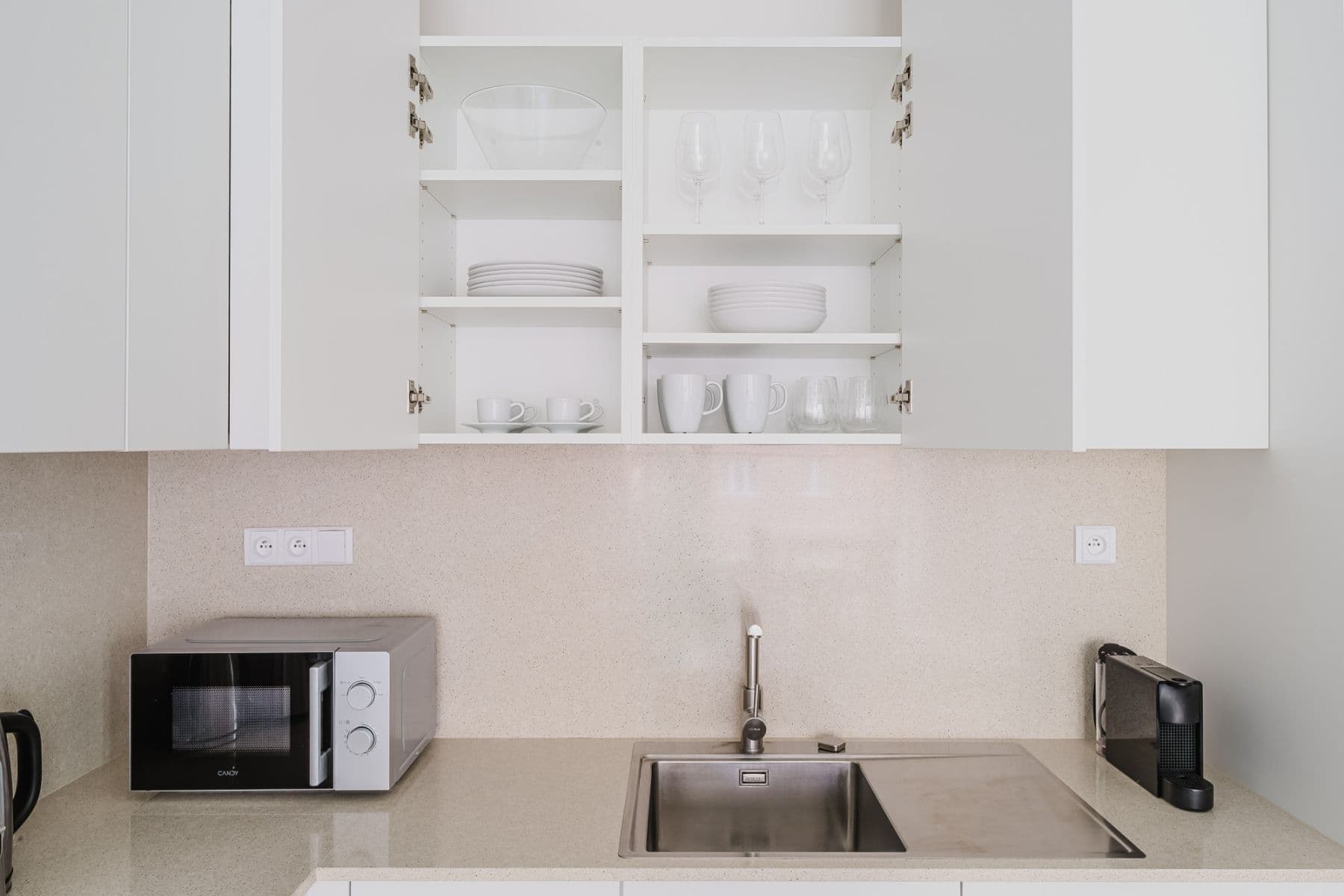 Prenájom bytu  58 m², Vrbenského, Praha, Praha