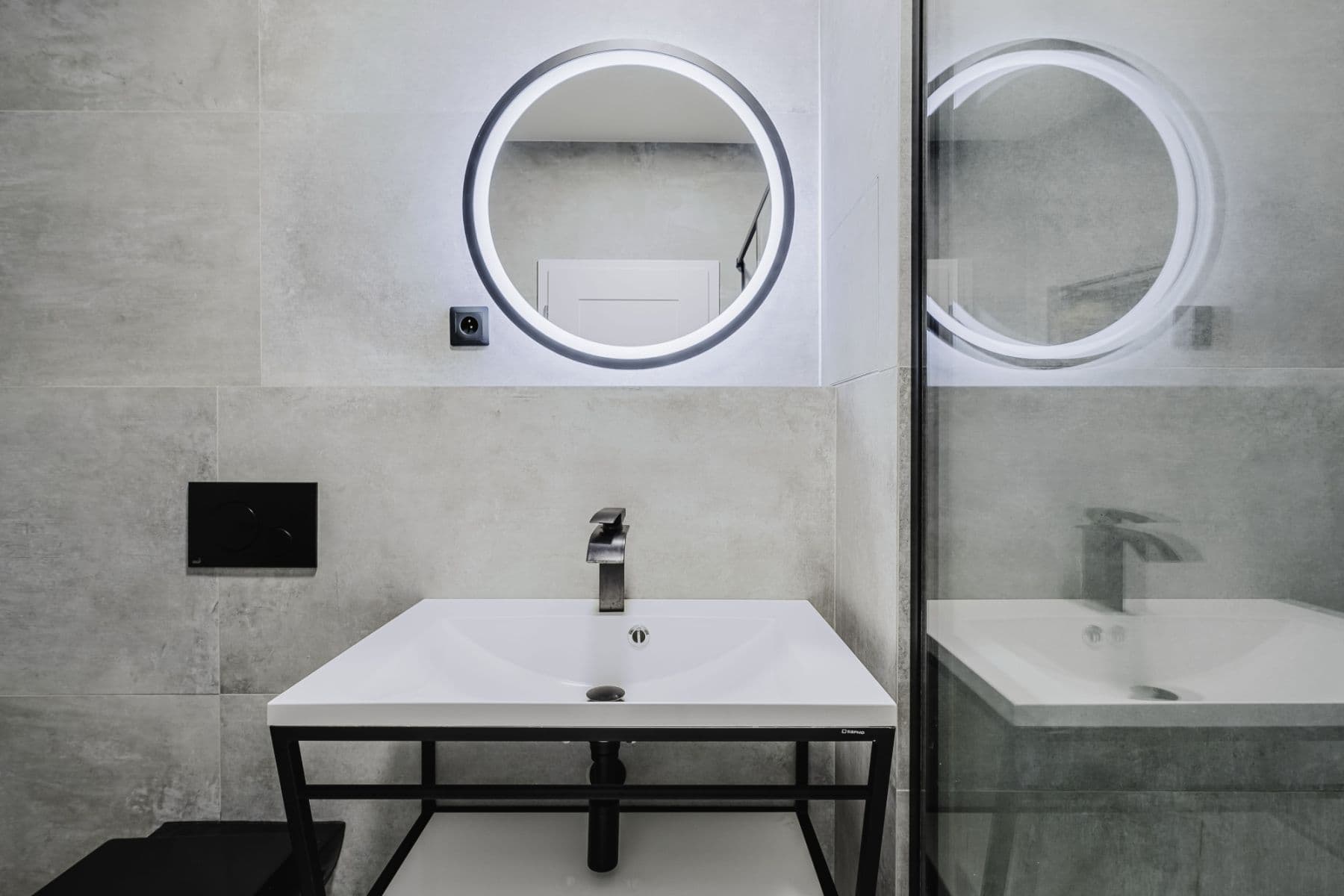 Prenájom bytu 45 m², Bořivojova, Praha, Praha Prenájom bytu 45 m², Bořivojova, Praha, Praha