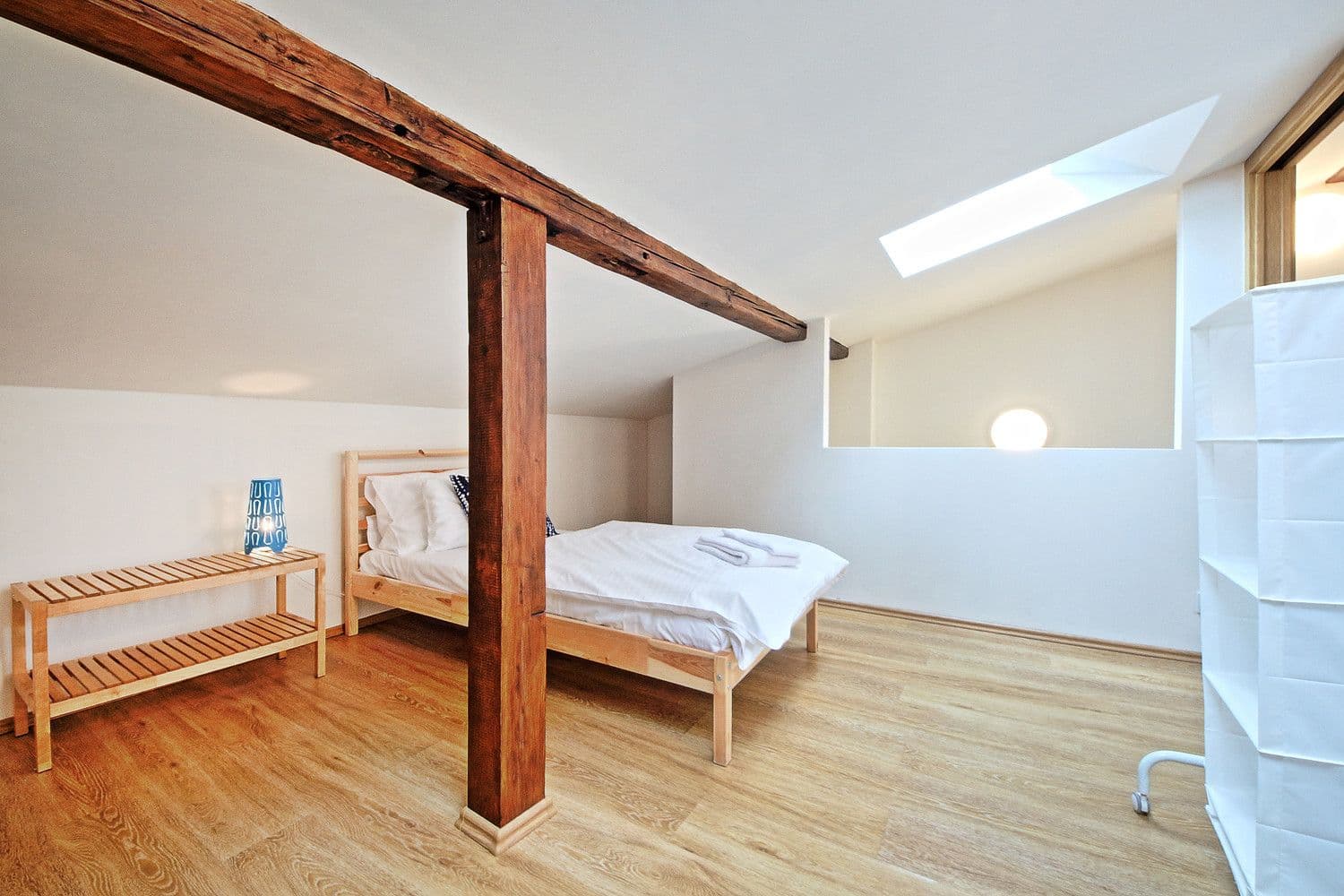 Prenájom bytu  110 m², Na Bojišti, Praha, Praha