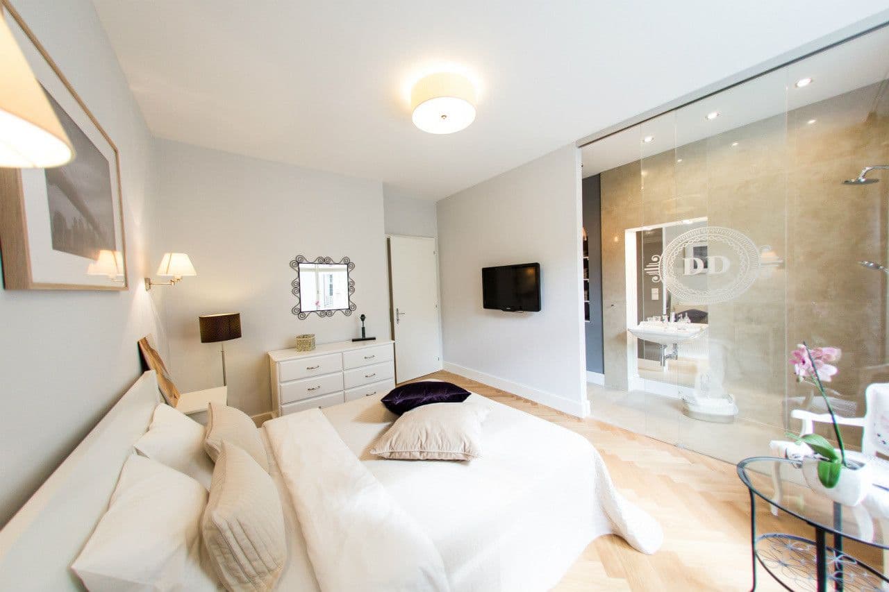 Prenájom bytu  80 m², Na Hutích, Praha, Praha