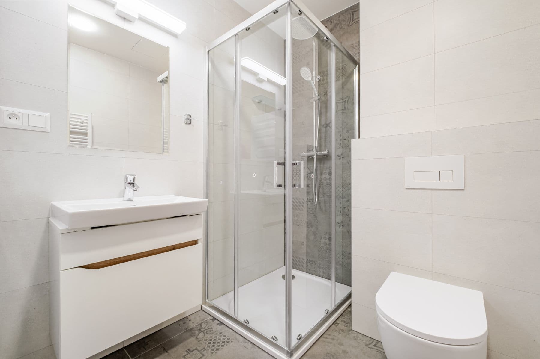 Prenájom bytu  28 m², Veletržní, Praha, Praha