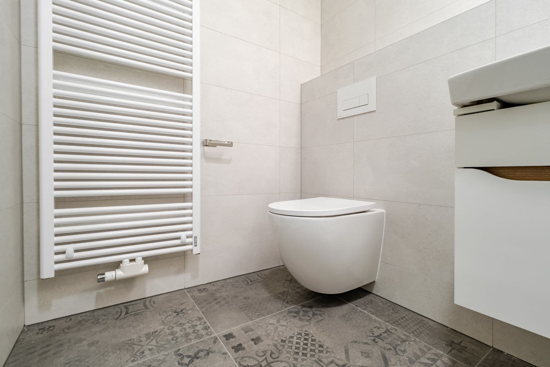 Prenájom bytu  46 m², Veletržní, Praha, Praha