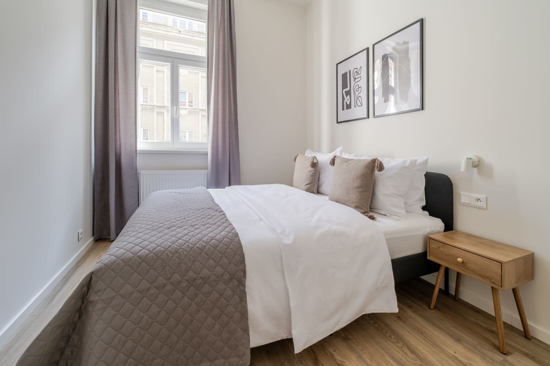 Prenájom bytu  46 m², Veletržní, Praha, Praha